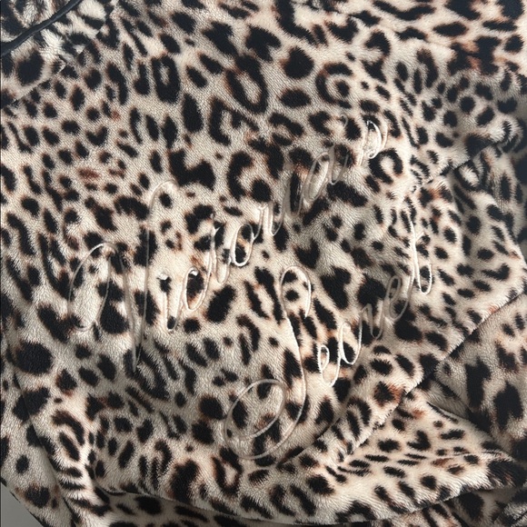 Leopard Print Robe - Picture 6 of 6